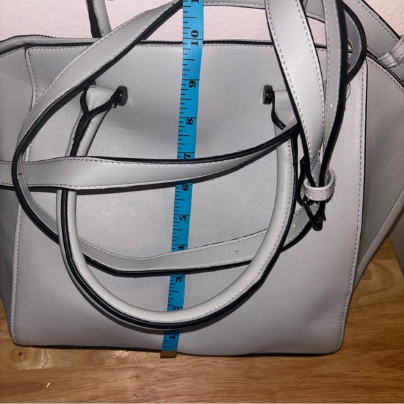 Structured Large Light Gray Satchel Handbag with Shoulder Strap, Crossbody - Picture 10 of 11
